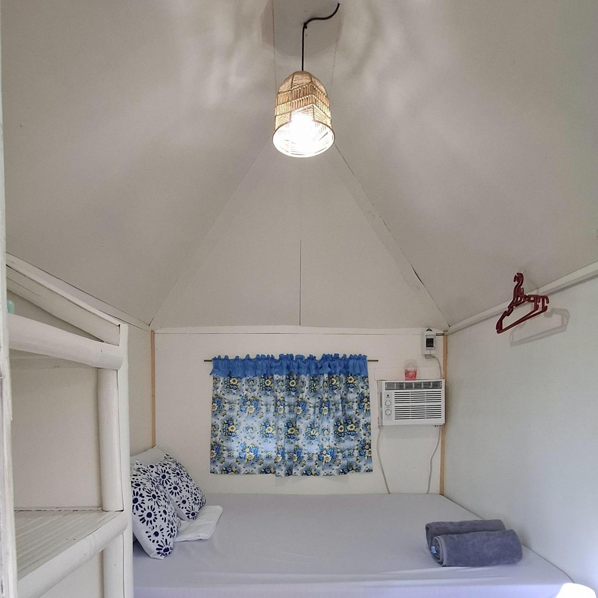 The Kubo Gardens Hotel San Juan  Room photo