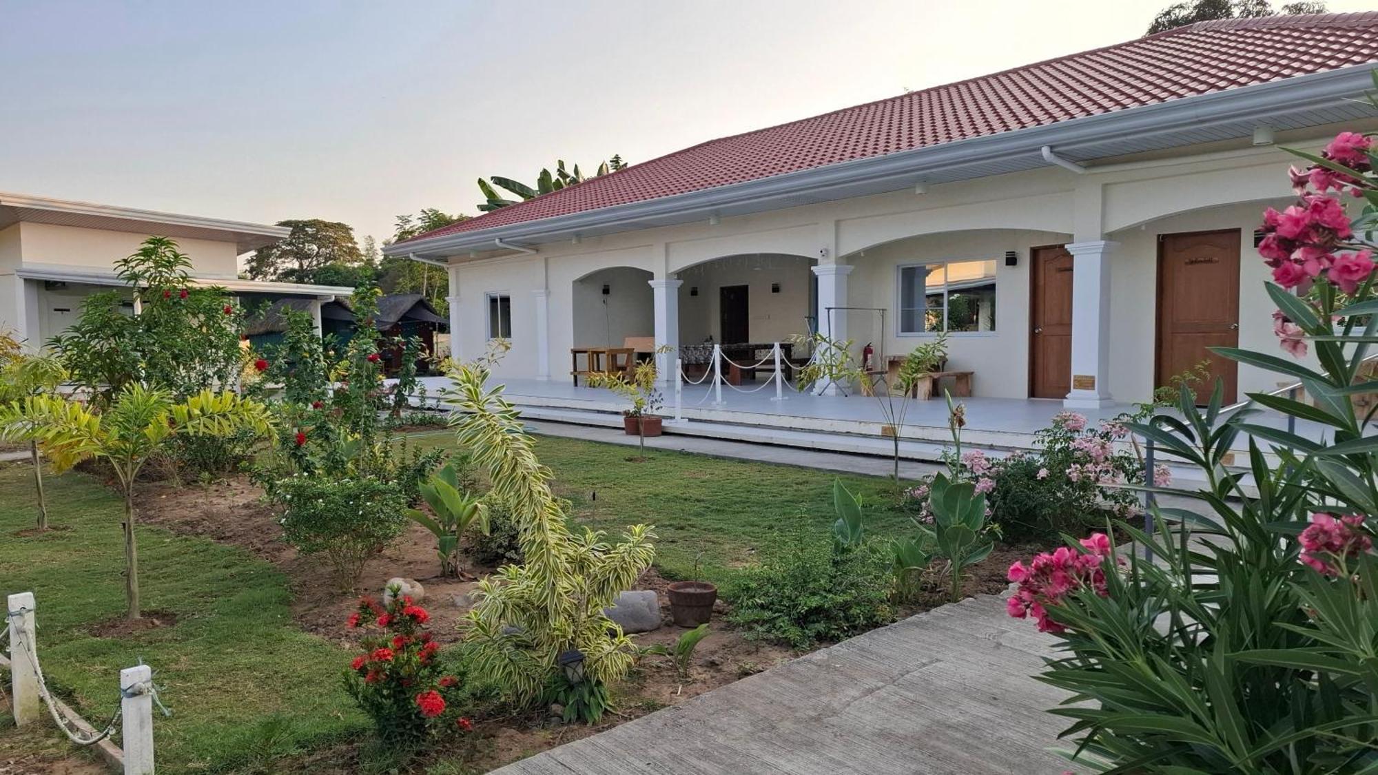 The Kubo Gardens Hotel San Juan  Exterior photo